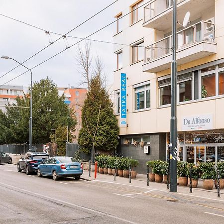 Skau 2 Old Town Family & Business Apartment 2 Floor Free Parking Bratislava Luaran gambar
