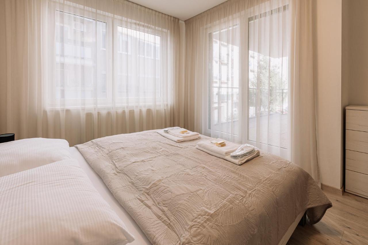 Skau 2 Old Town Family & Business Apartment 2 Floor Free Parking Bratislava Luaran gambar
