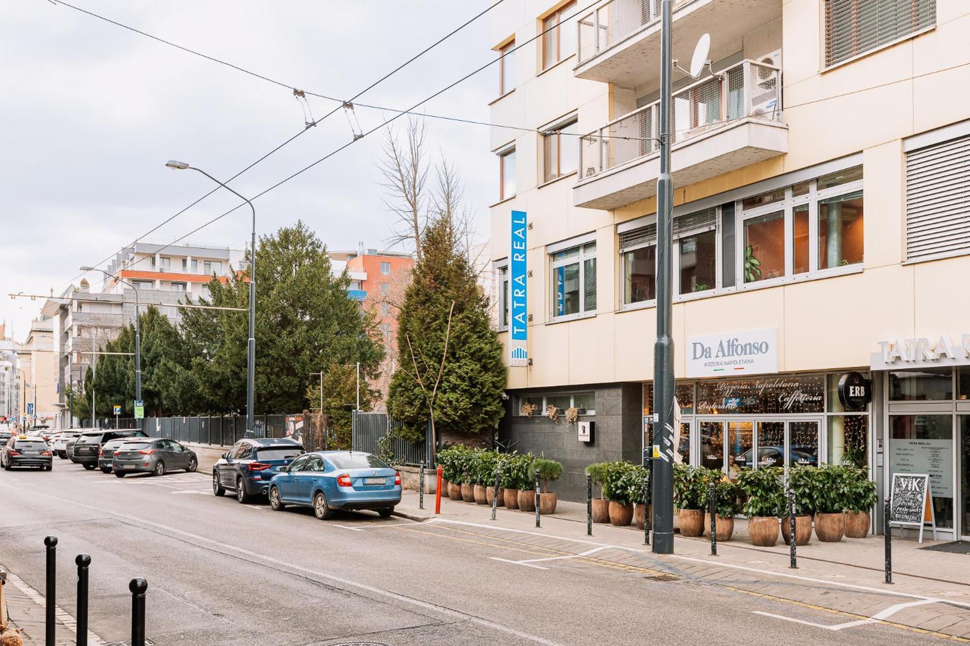 Skau 2 Old Town Family & Business Apartment 2 Floor Free Parking Bratislava Luaran gambar
