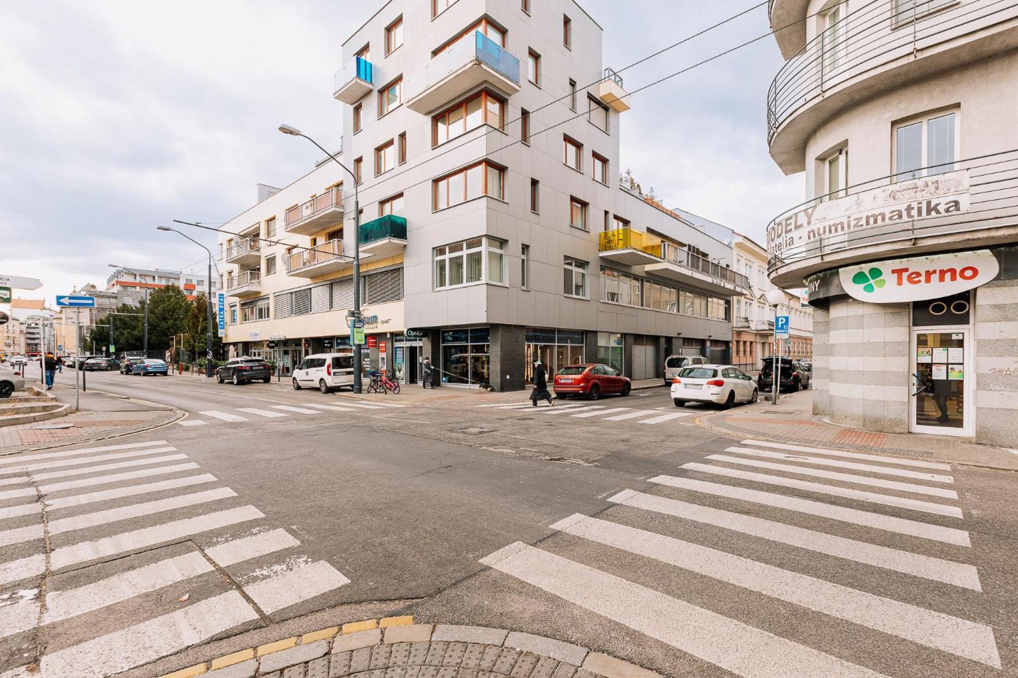 Skau 2 Old Town Family & Business Apartment 2 Floor Free Parking Bratislava Luaran gambar